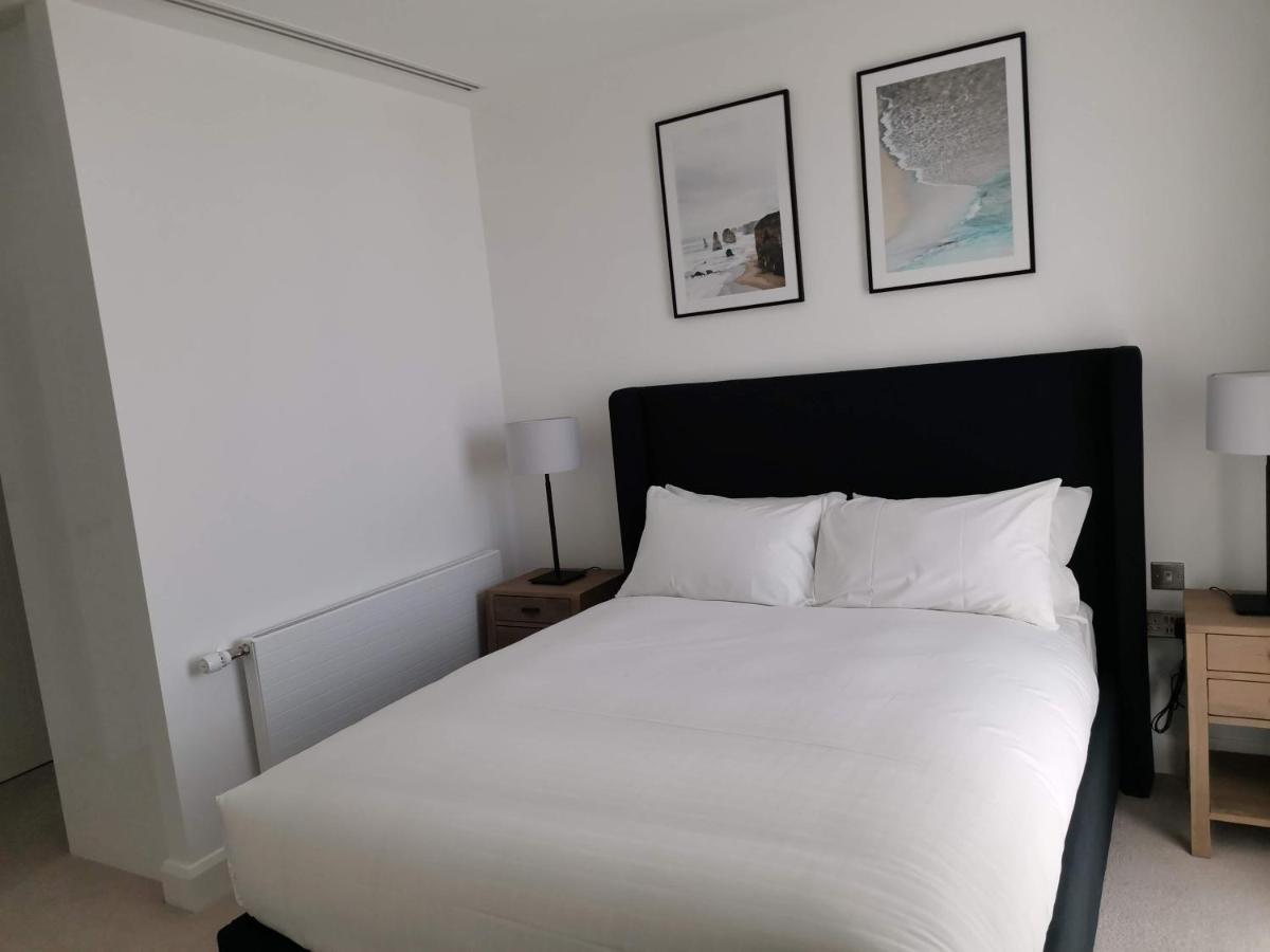Charles Hope Canary Wharf South Quay 런던 외부 사진