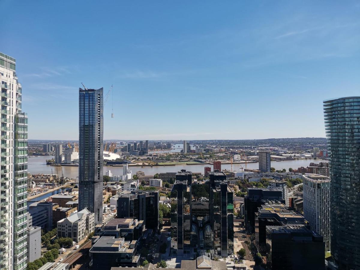 Charles Hope Canary Wharf South Quay 런던 외부 사진