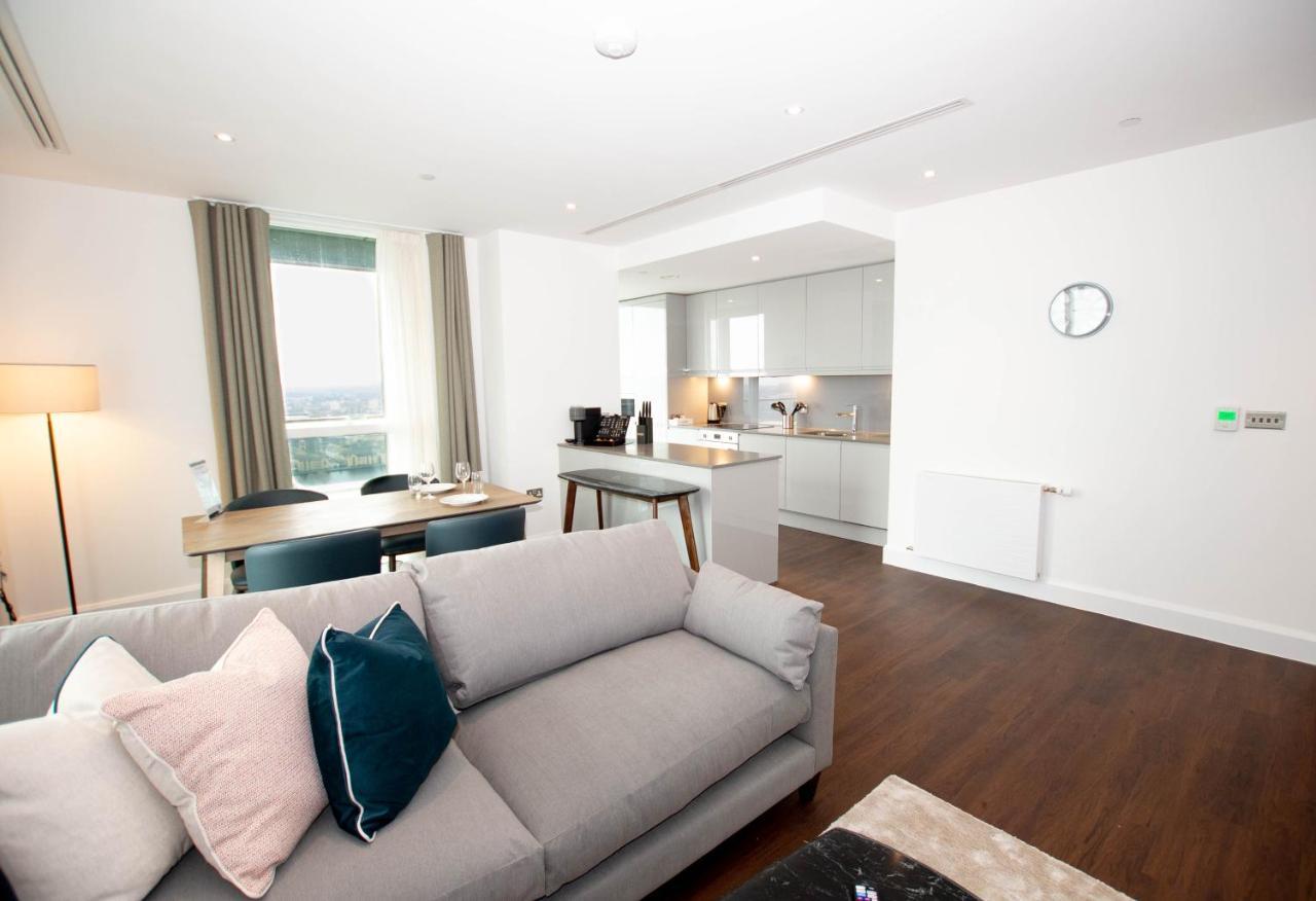 Charles Hope Canary Wharf South Quay 런던 외부 사진