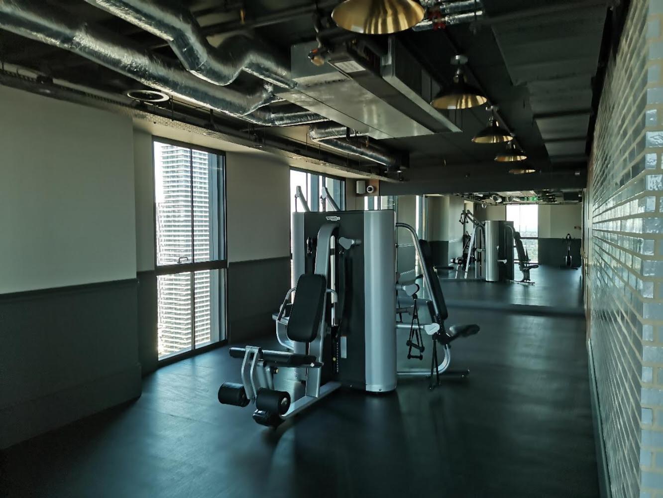 Charles Hope Canary Wharf South Quay 런던 외부 사진